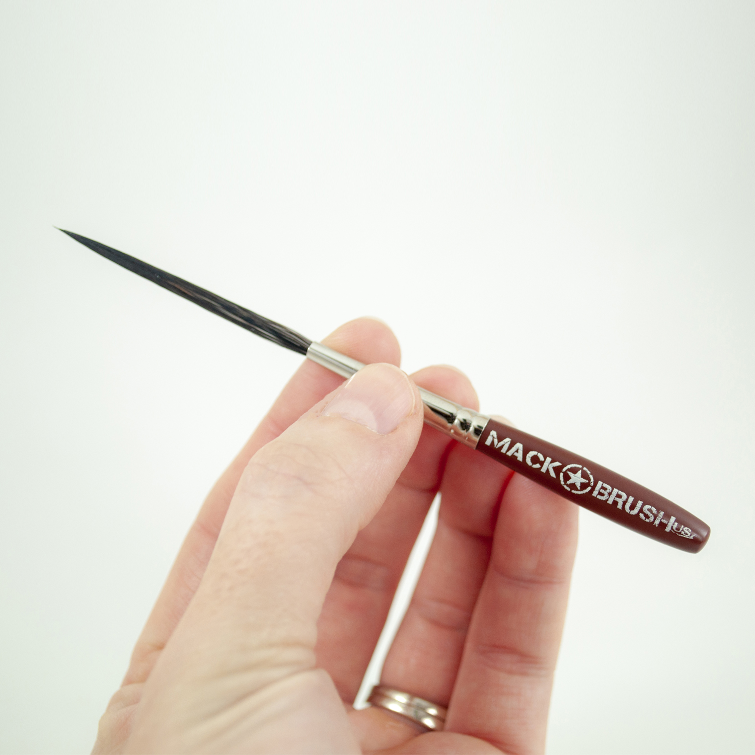 LONG BOB PINSTRIPING AND SCROLLING BRUSH