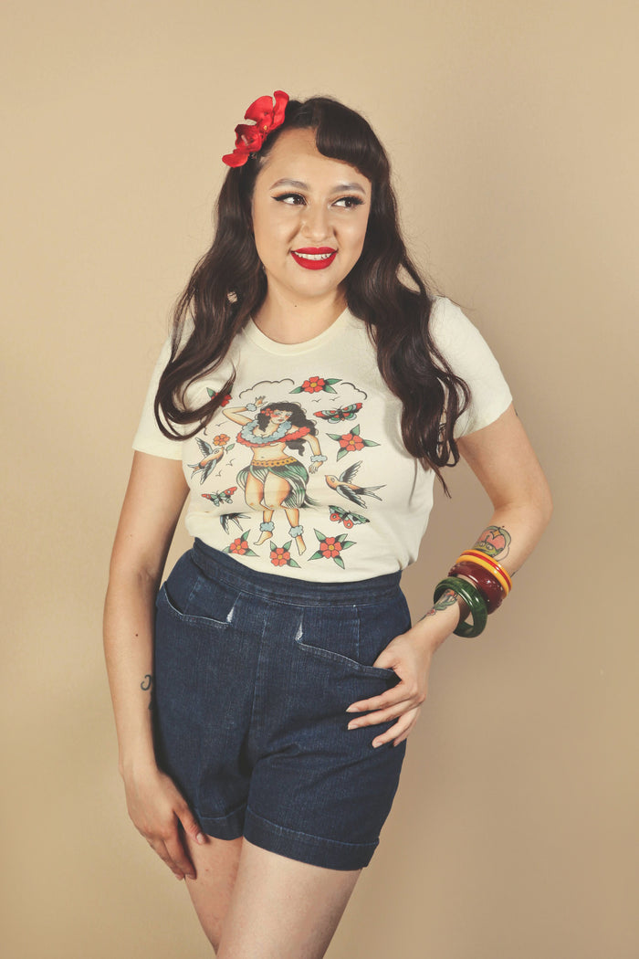 Mischief Made Hoaloha Fitted T-shirt in Ivory